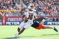 LaNorris Sellers is South Carolina's starting quarterback - Source: Imagn